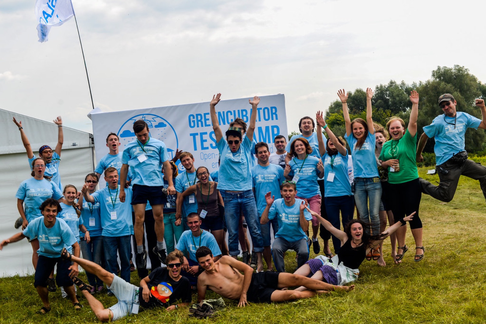 Спільнота та випускники TeslaCamp