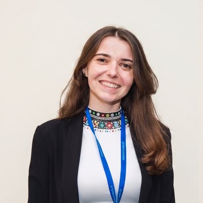 Юлія Лопушанська, фото